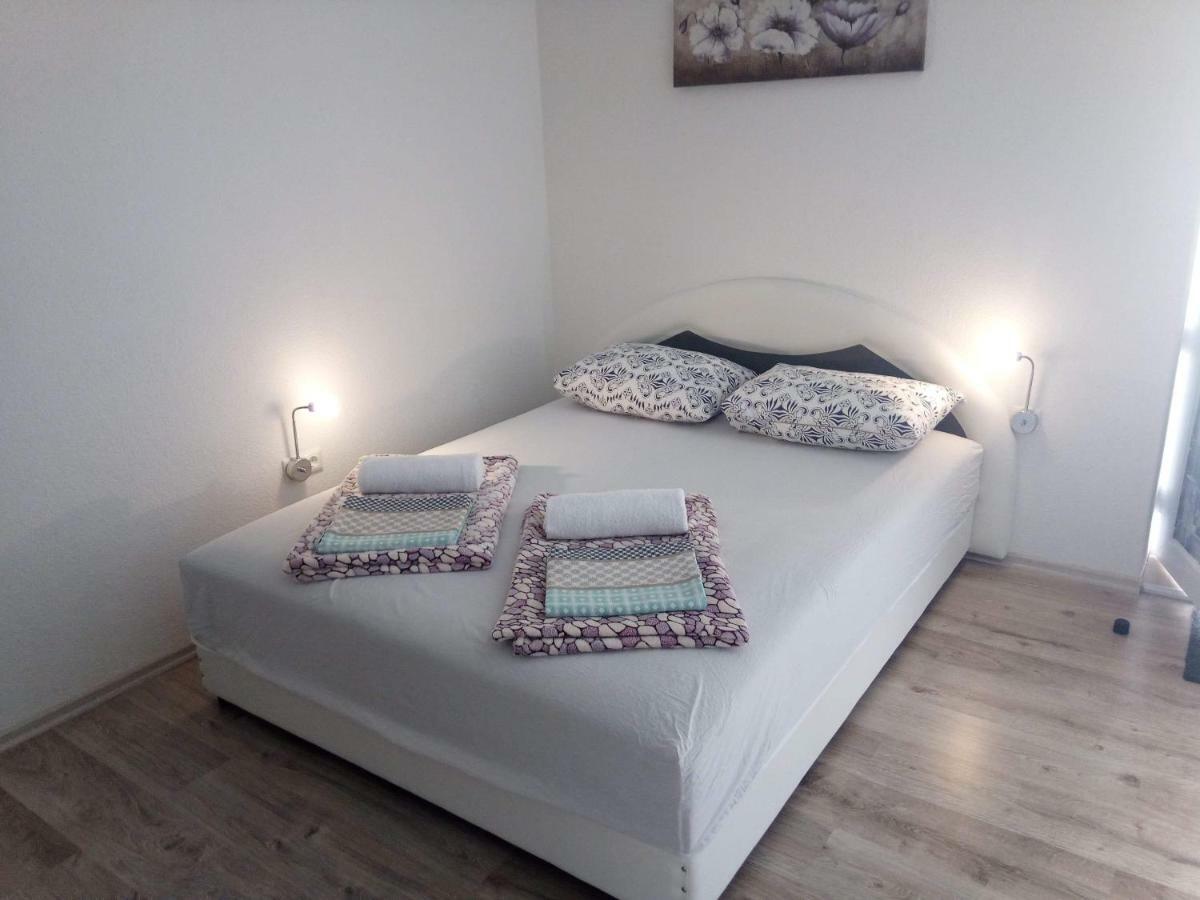 Appartamento Helly'S Apartman - Self Check-In - Jajce Esterno foto